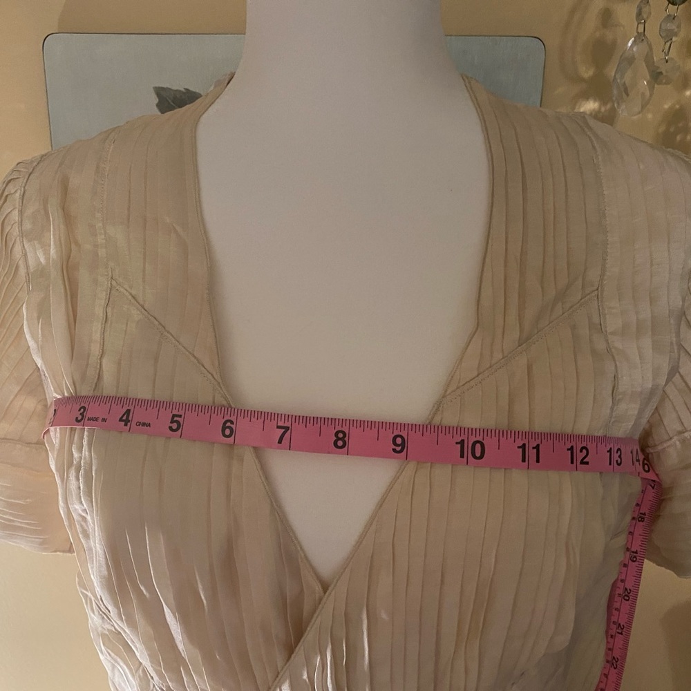 DVF Diane Von Furstenberg 100% Silk Cream Cross - Picture 3 of 14